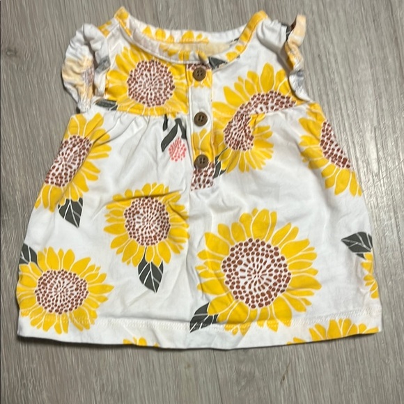 4/$20 Sunflower Print Baby Shirt - Picture 1 of 1